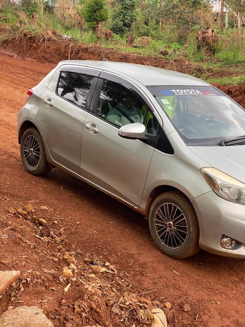 Clean sport 2013 vitz.