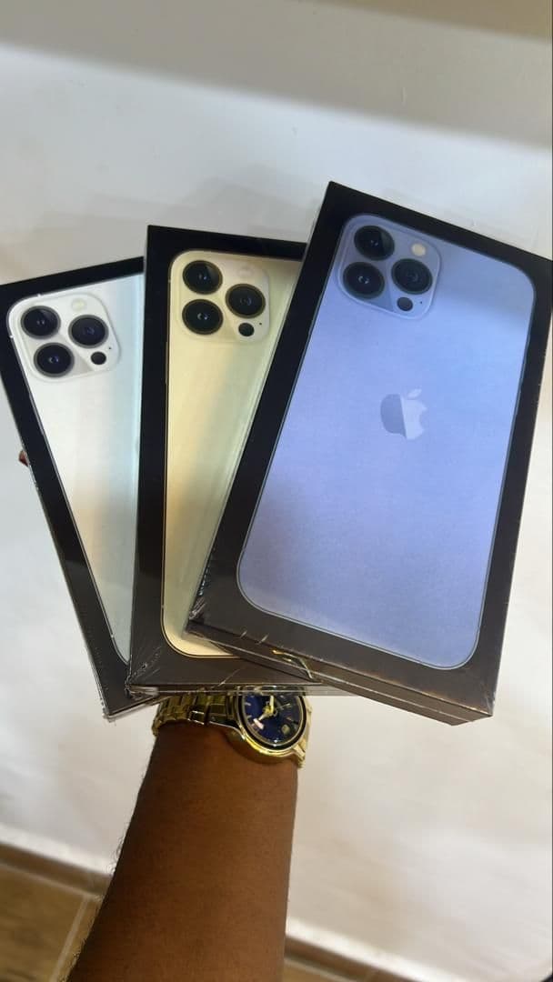 IPHONES BOX SEAL