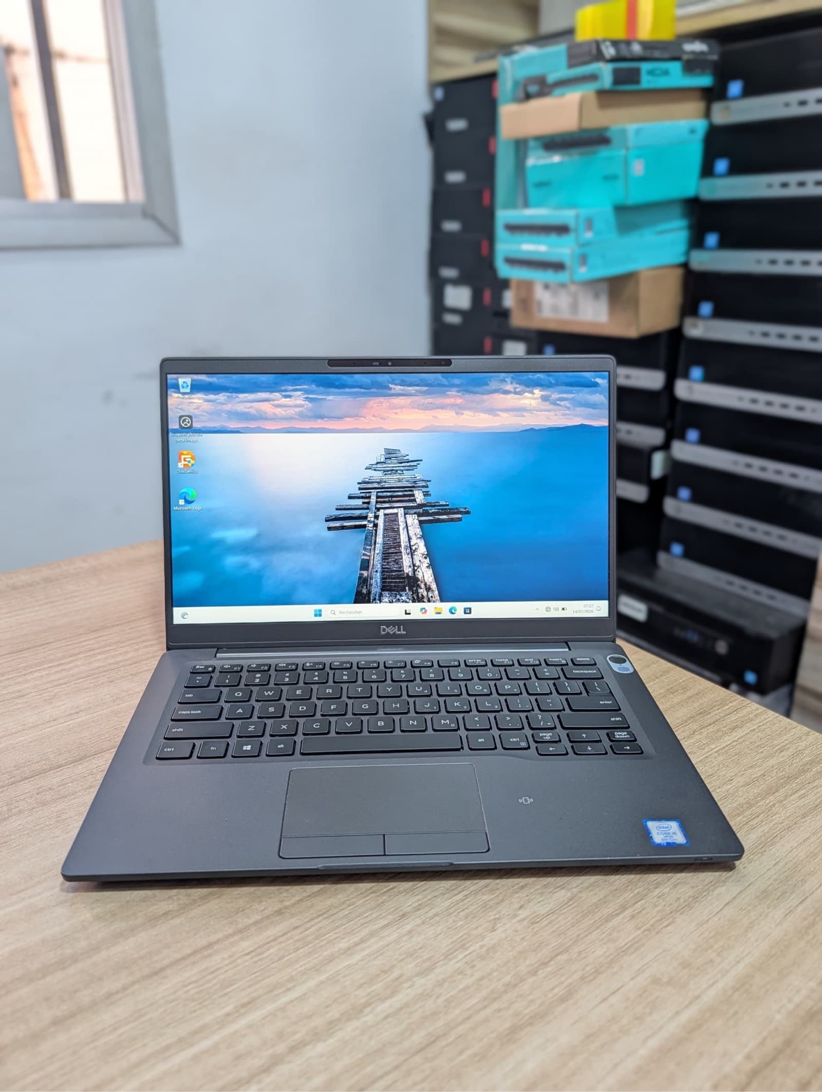 Dell Latitude 7400