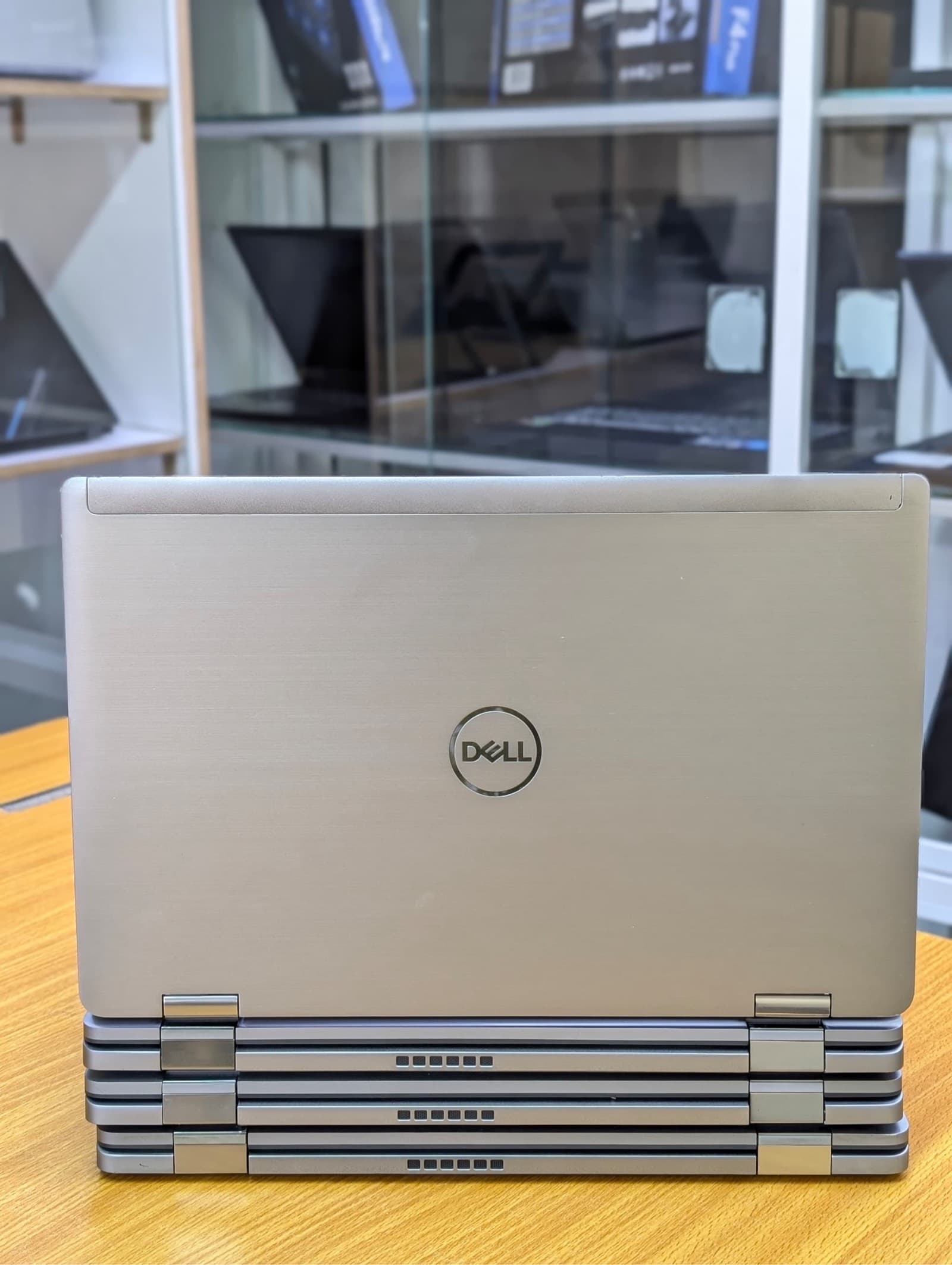 Dell Latitude 7420