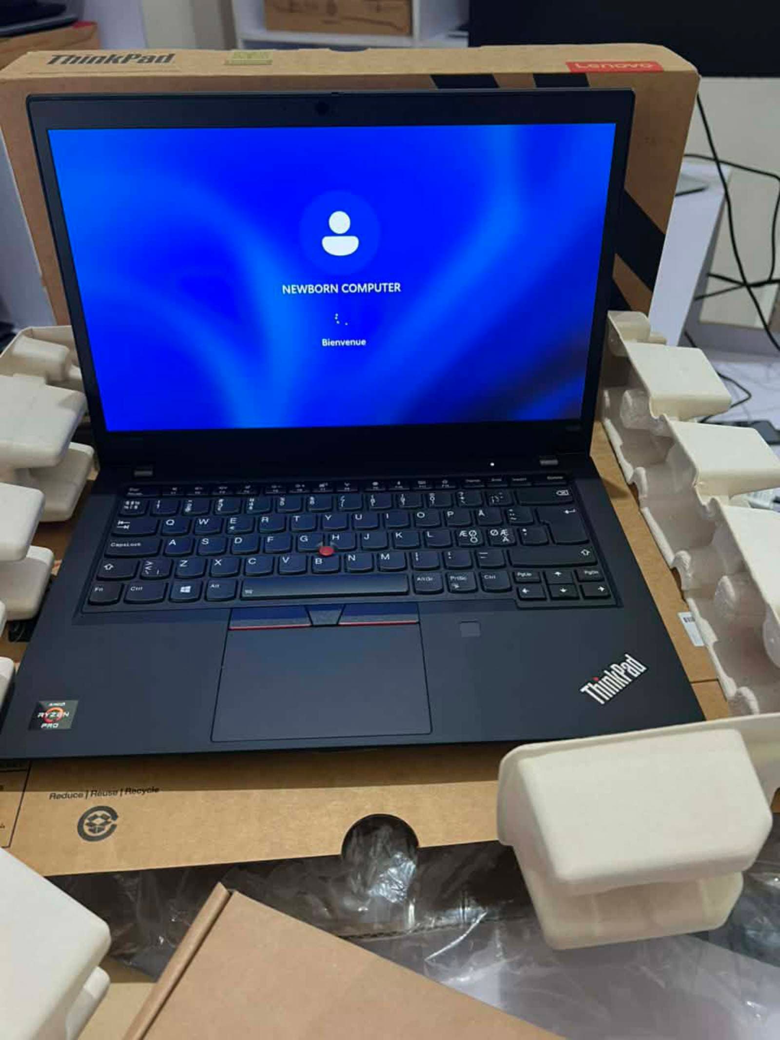 *LENOVO THINKPAD T495 RYSEN 5PRO 2G DÉDIÉ*💻🔥
*NUEF CARTONS* 📦😎🔥💻
