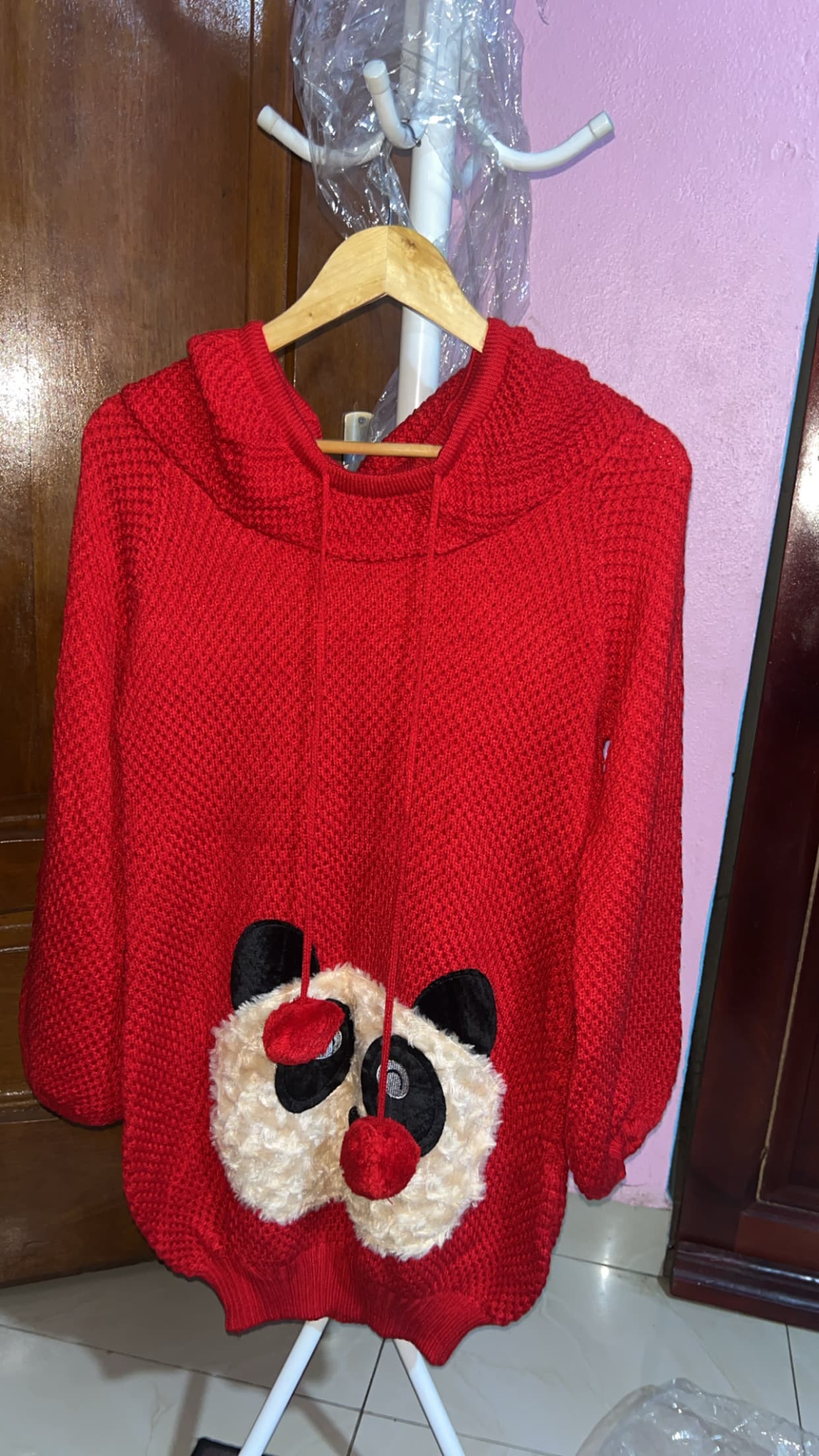Sweaters and cardigans