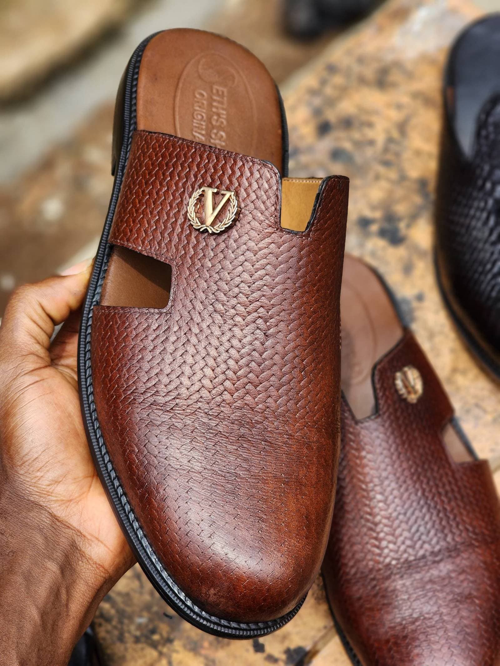 Foot wears