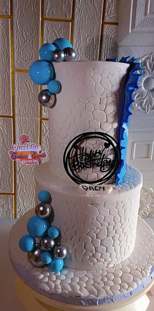 Cakes, pastries, small chops and more