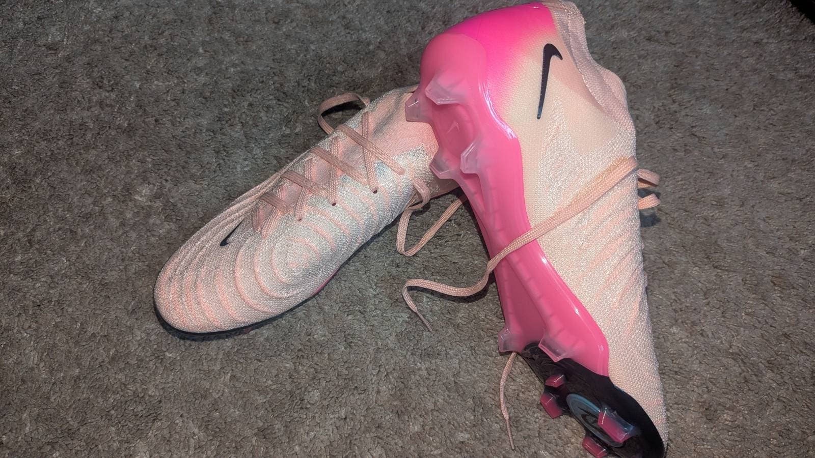 Nike phantom