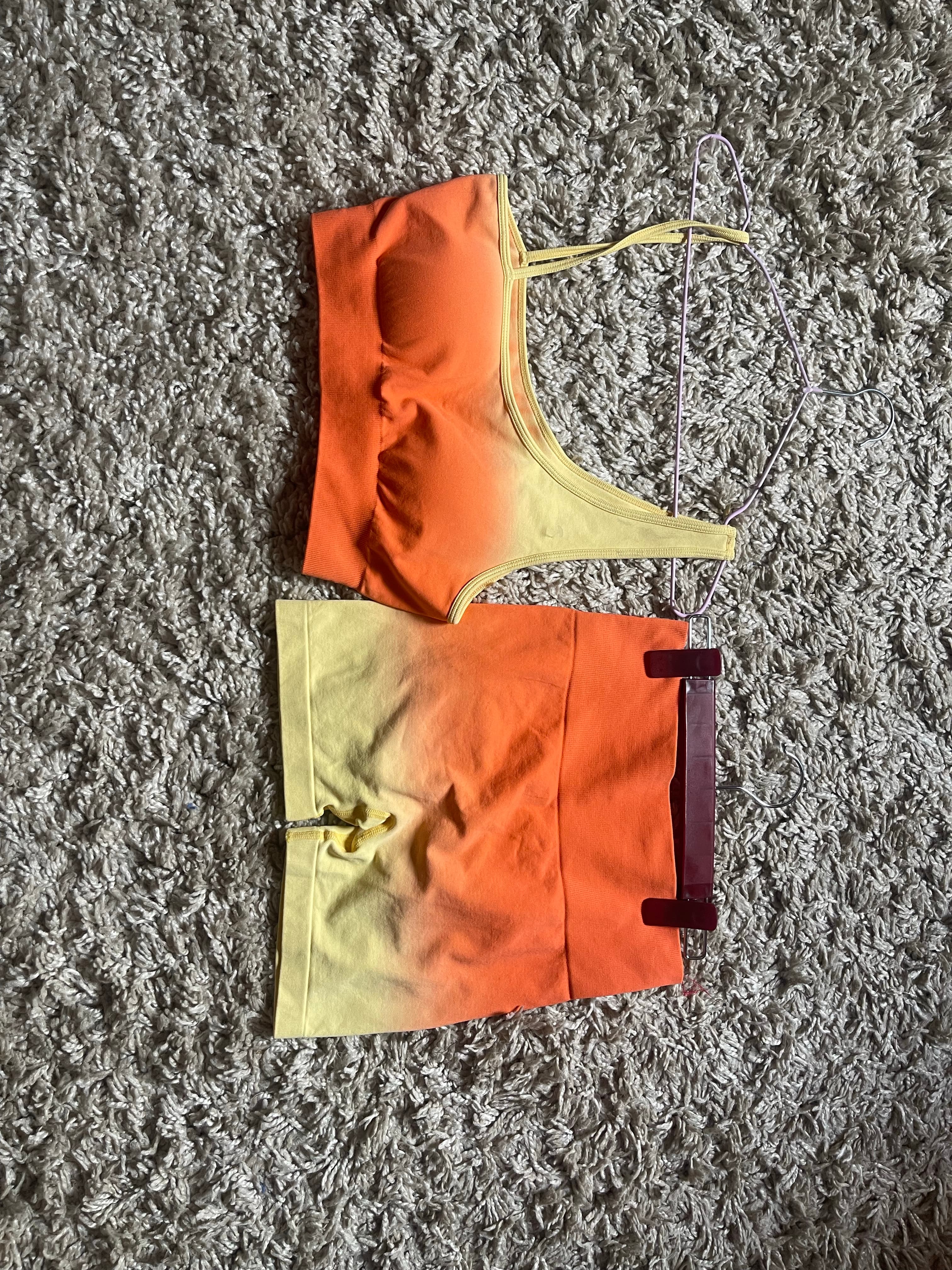 Seamless Fit Women’s 2-Piece Set